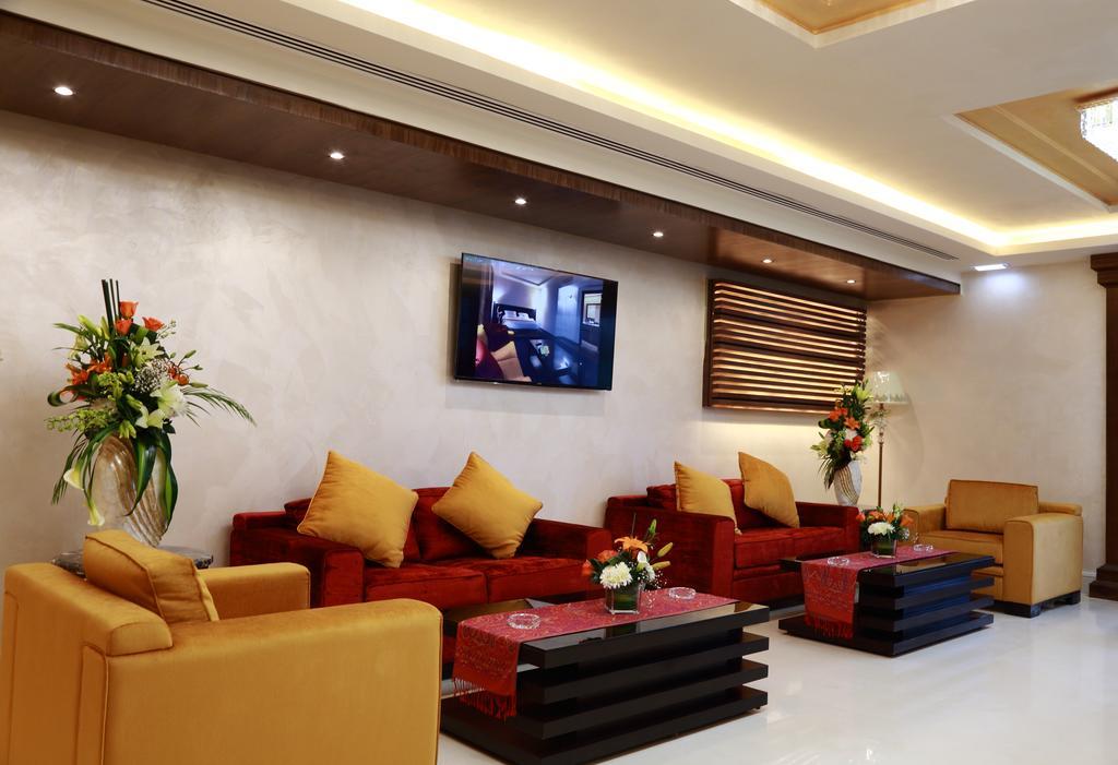 Seven Roses Hotel Amman Buitenkant foto