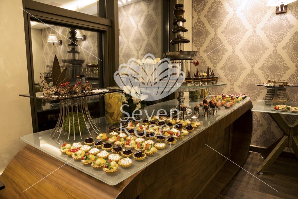 Seven Roses Hotel Amman Buitenkant foto