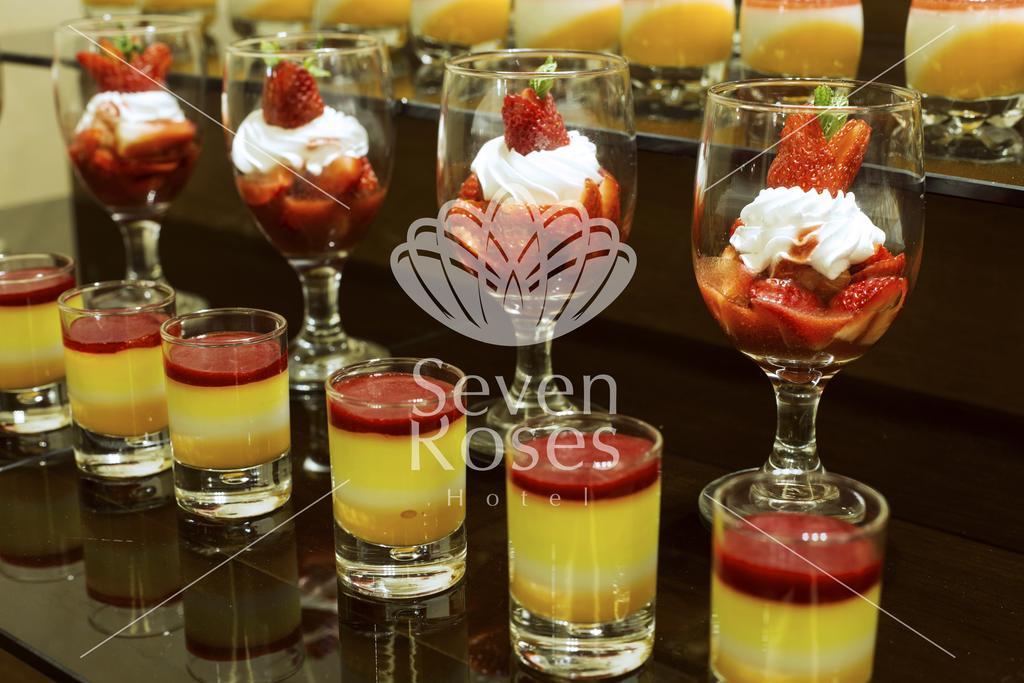 Seven Roses Hotel Amman Buitenkant foto